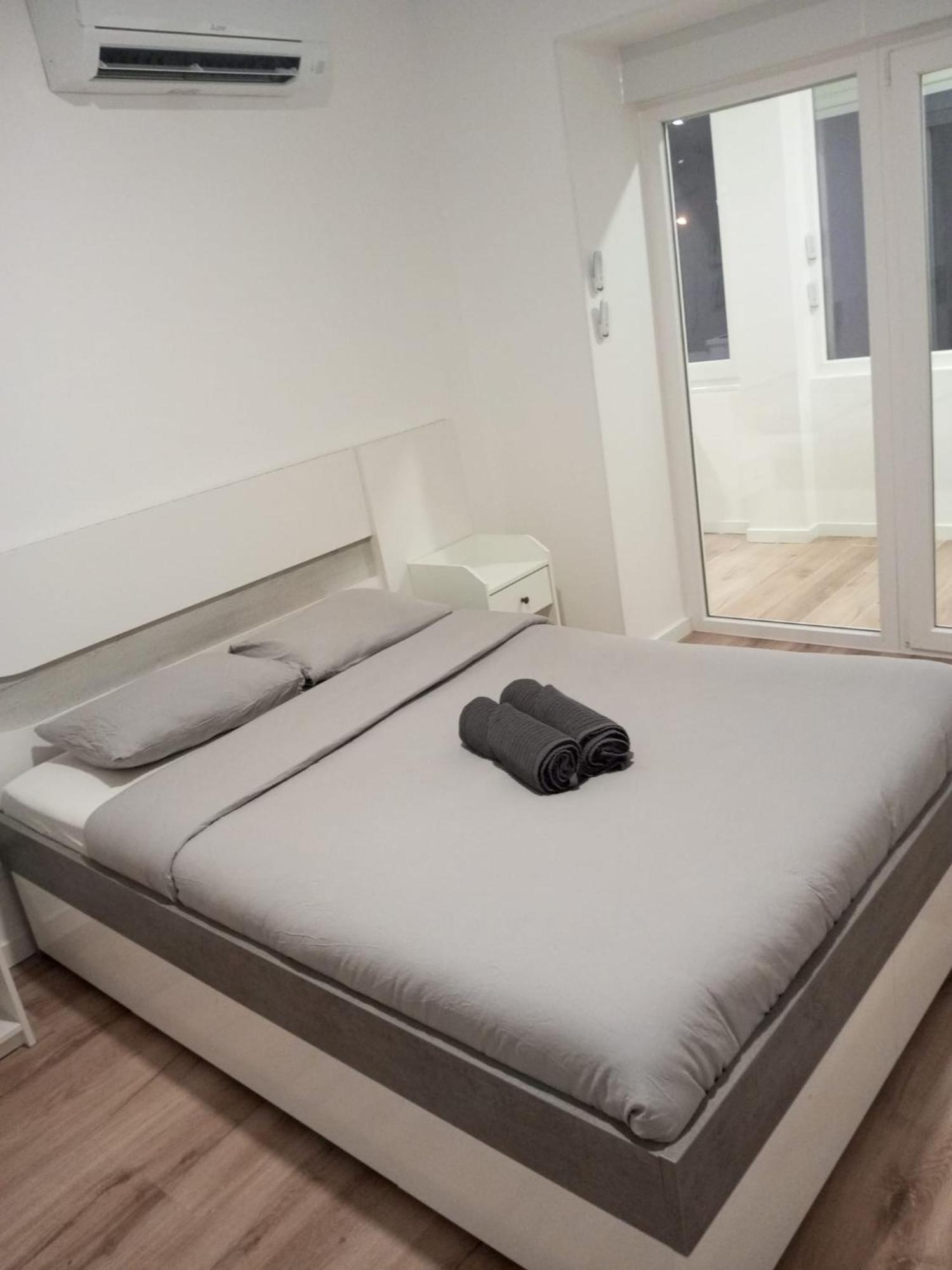 Lisbon South Bay Rooms 2 Алмада Екстер'єр фото